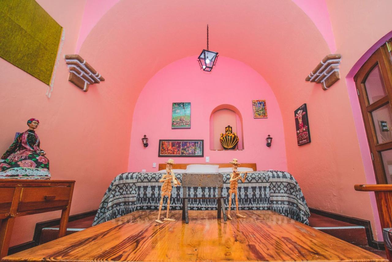 Hotel Las Golondrinas オアハカ州 エクステリア 写真