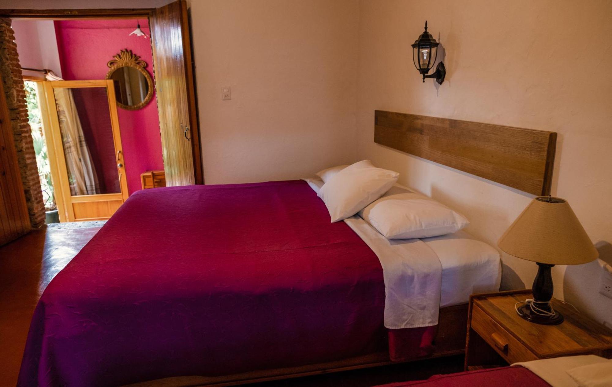 Hotel Las Golondrinas オアハカ州 エクステリア 写真